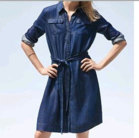 LOFT Dresses & Skirts - Loft chambray belted dress
